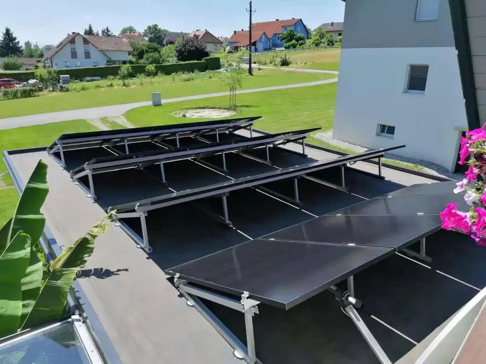 Leicht zusammengebaute Sonnenkollektor-Schienenplatten für Standort-Gewann-Installation