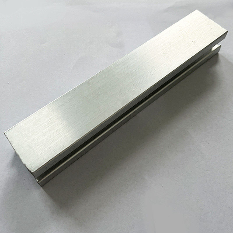 Sonnenkollektor-Befestigungsschienen der Aluminiumlegierungs-1.2mm auf Metalldach 1.4kn/M2