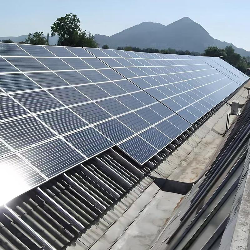 Clip-On-Montage ohne Bohren und drainagefreundliche Solarpanel-Dachhalterungen