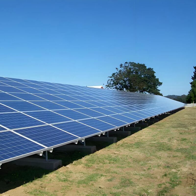 Solar-Montagegestelle für den Boden mit korrosionsbeständigen, eloxierten Aluminiumkomponenten, die für eine einfache Montage und langfristige Nutzung im Freien konzipiert sind.