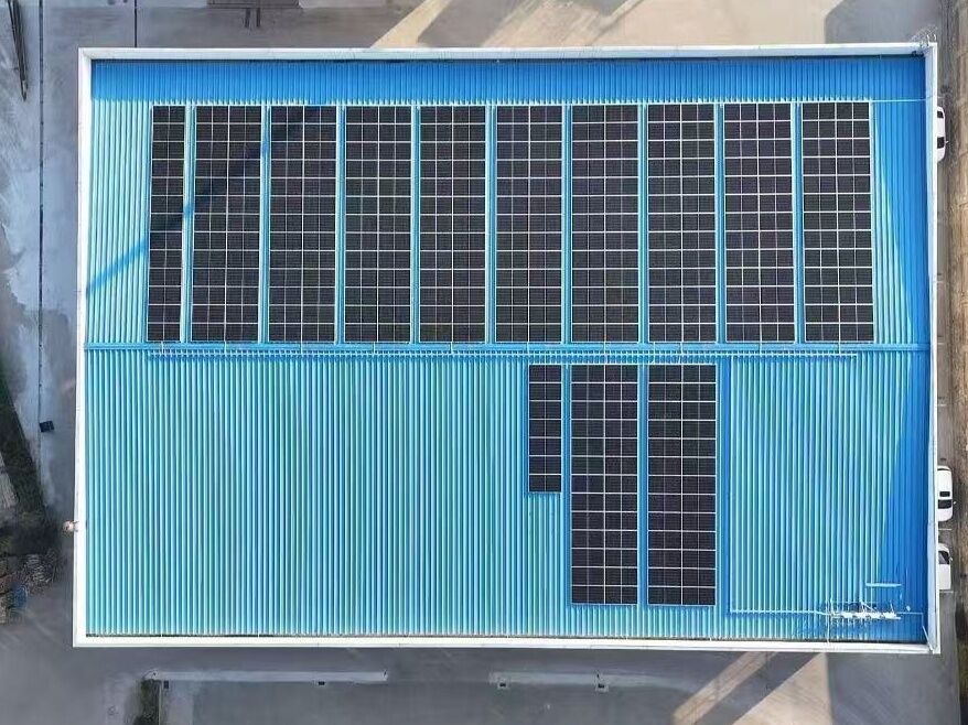 Solarpanel-Dachmontagehalterungen für Solarmontagesysteme auf Ziegeldächern, die schnelle und einfache Installationslösungen bieten.